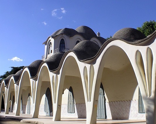 巴塞罗那自治大学 - 移民留学 - 西班牙华人网-劳