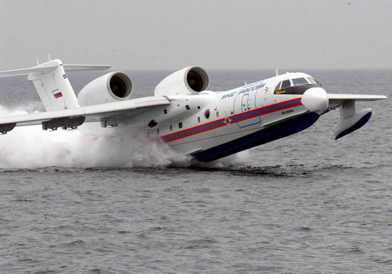 美军计划购买俄罗斯夜航用“别-200”水陆两栖飞机
