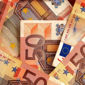 德银行业削减对欧元区外围国家信贷水平