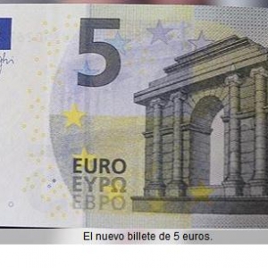 新五欧元面值钞票今日正式发行
