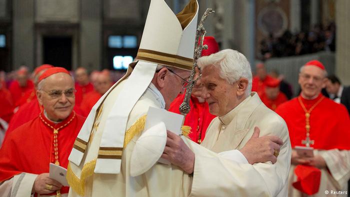 Konsistorium im Vatikan Papst Franzismus mit Benedikt 22.02.2014 