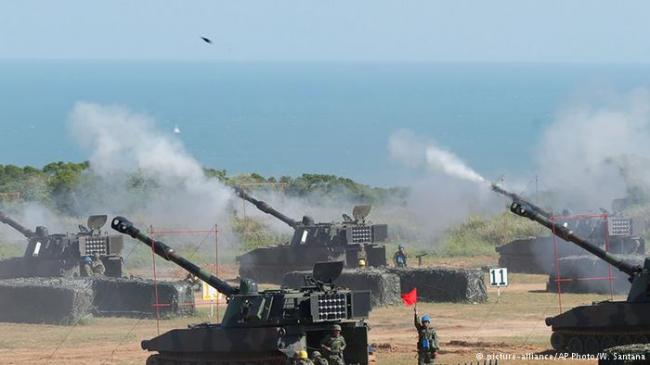 消息称温家宝女儿曾与薄熙来大管家徐明传恋