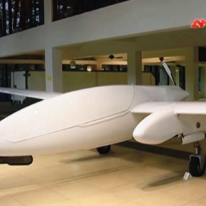 越南展示大型无人机 翼展22米 称将南海试飞