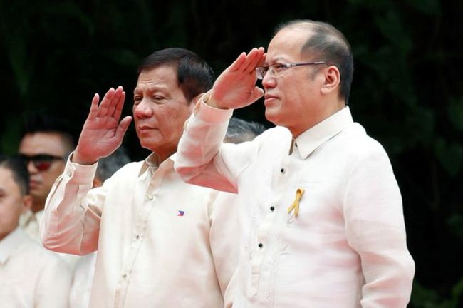 要与中国对话 菲律宾新总统宣誓就职 - 国际新