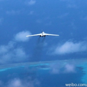 空军揭秘“轰-6k”巡航黄岩岛背后故事