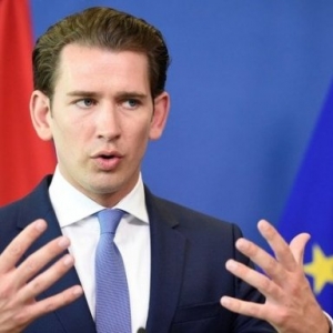 奥地利的部长们捐赠薪水抗击冠状病毒
